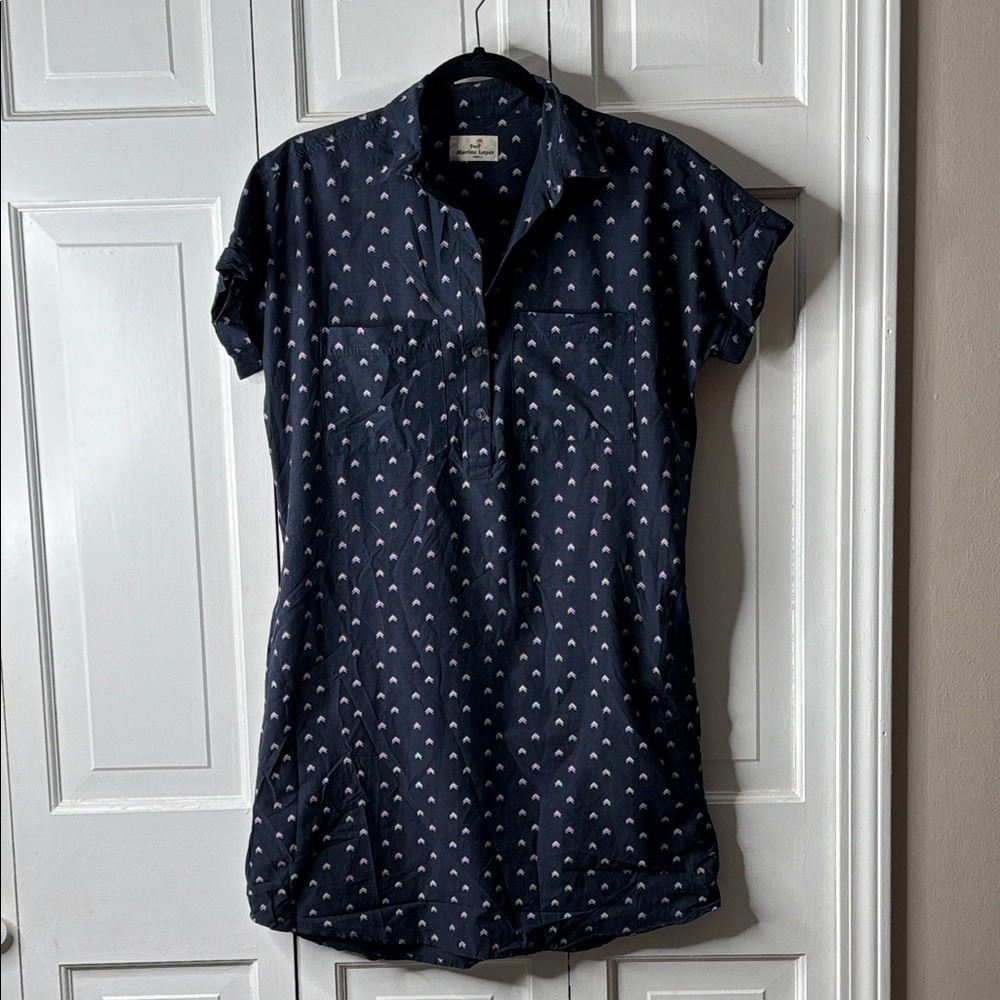 Marine Layer Navy Short-Sleeve Shirt Dress with Red & White Chevron Microprint S